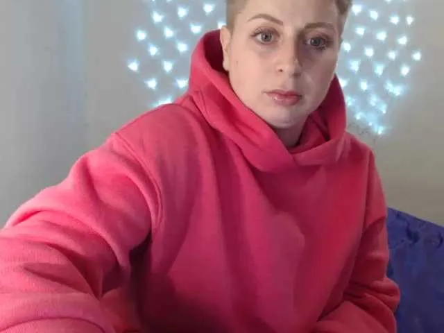 Live sex webcam photo for sandriana #240916673