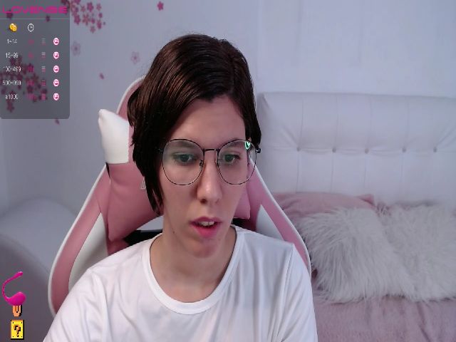 Live sex webcam photo for Eligos69 #254383298