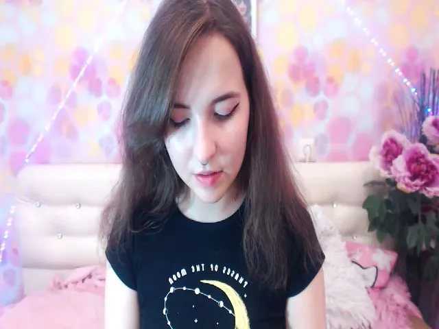 Live sex webcam photo for Nessa_Wild #255838263