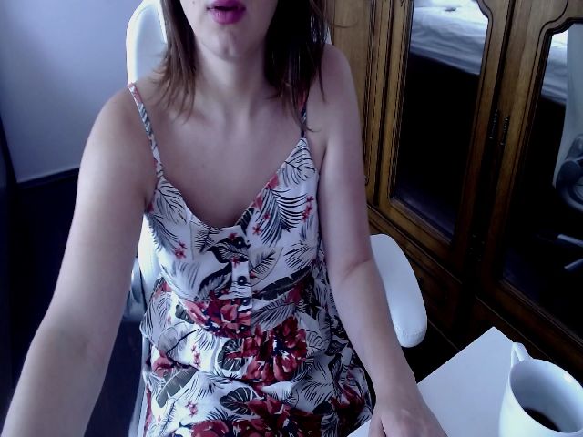 Live sex webcam photo for Melanie1989 #260510626