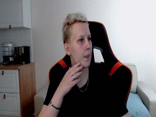 Live sex webcam photo for Oh_daisy #264268180