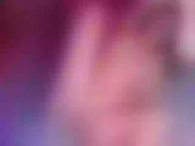Live sex webcam photo for LiridaLake #260371940