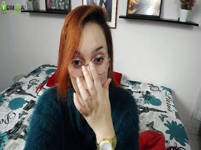 Live sex webcam photo for Bluefire_28 #253544902