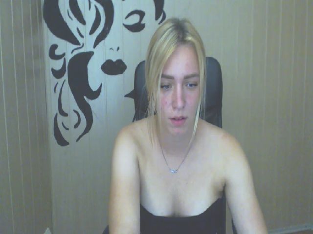 Live sex webcam photo for KetiLove_ #264555830