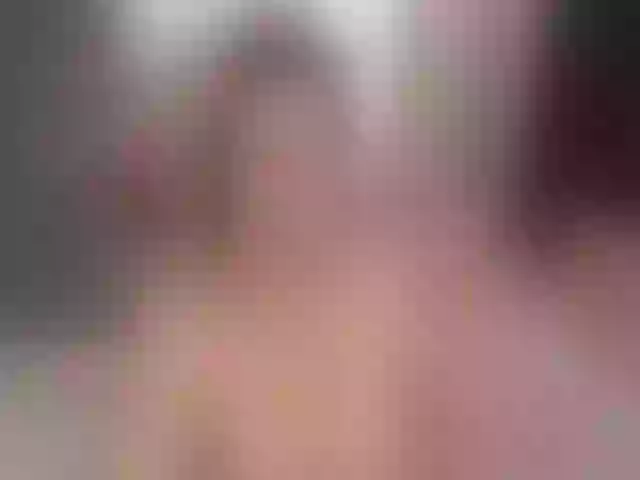 Live sex webcam photo for AmyllePie #259339450