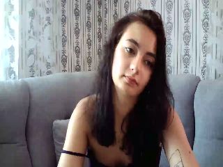 Live sex webcam photo for lolly_hollyy #251877848