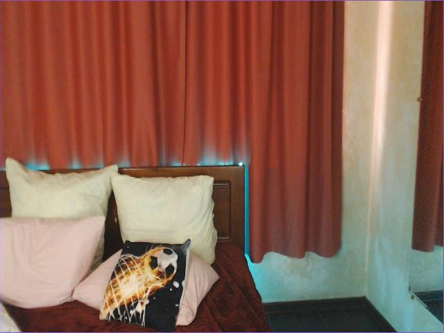 Live sex webcam photo for MilanaFit #259070353