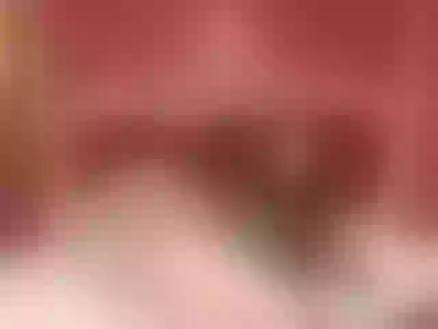 Live sex webcam photo for MaddyLennon #241475790