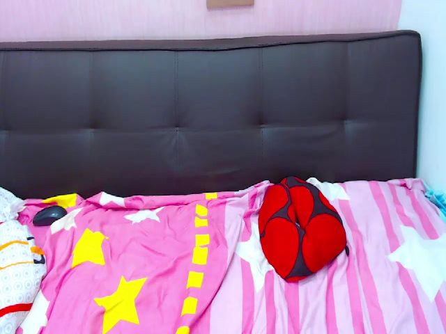 Live sex webcam photo for CharisBrownn #252441314