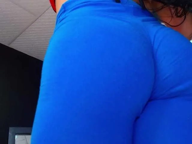 Live sex webcam photo for SexyDayanita #246740305