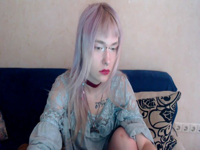 Live sex webcam photo for Killinna #258613382