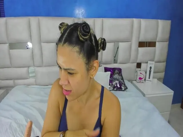 Live sex webcam photo for Msssofia_ #253109721