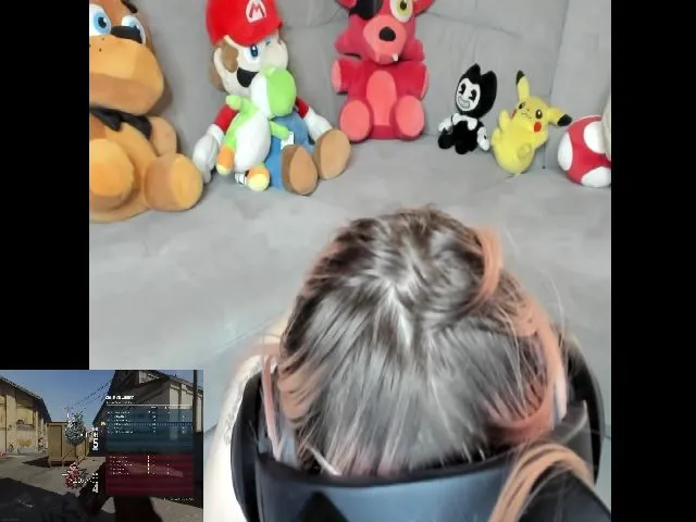 Live sex webcam photo for PrincessBluu #257191578