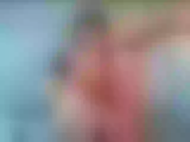 Live sex webcam photo for SquirtMommy #240908392