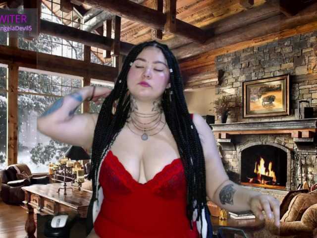 Live sex webcam photo for XAMFERRERI1 #241393430