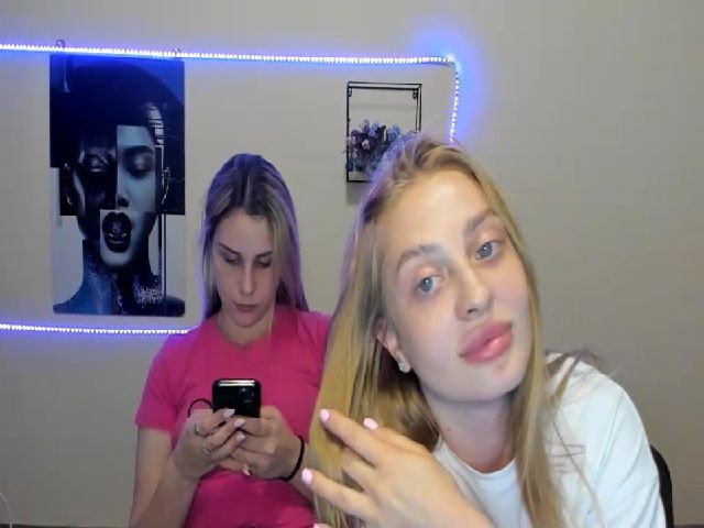 Live sex webcam photo for PolliMilk #255293579