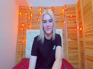 Live sex webcam photo for MarliTes #252127074
