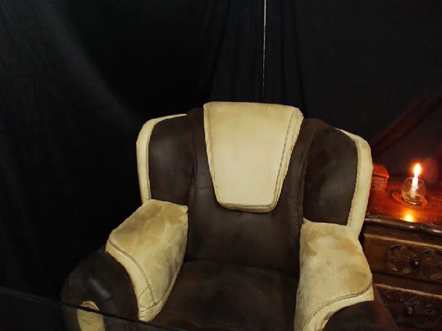 Live sex webcam photo for AriannaRomety #255353676