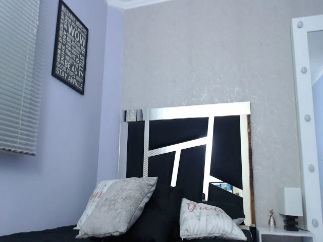 Live sex webcam photo for Pythonissa97 #253832336