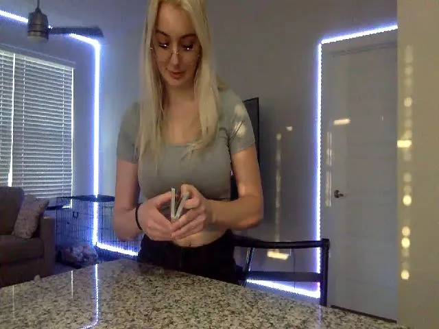 Live sex webcam photo for Sammy_gray #264020467