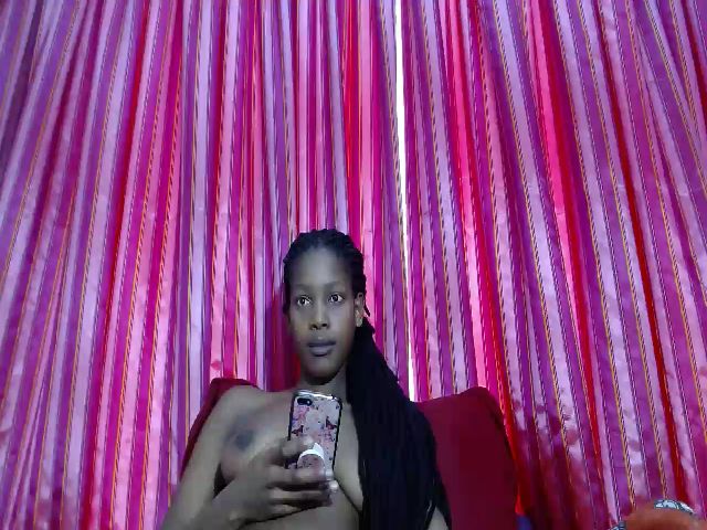 Live sex webcam photo for Aaliyah98x #259828126