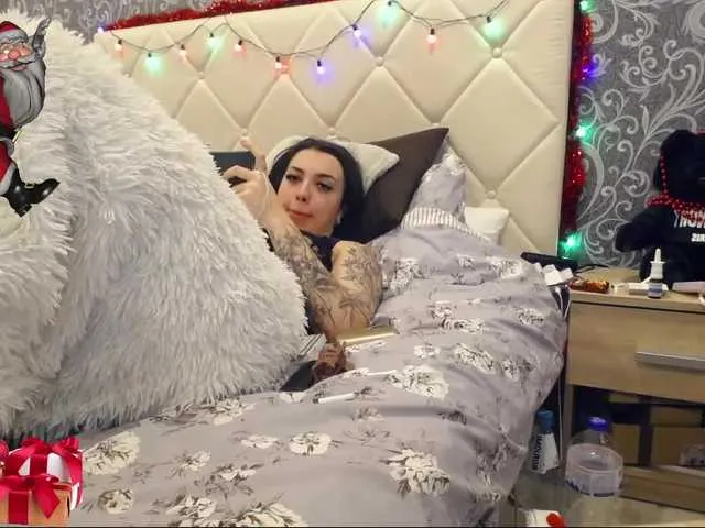 Live sex webcam photo for DarkSakura #240966675