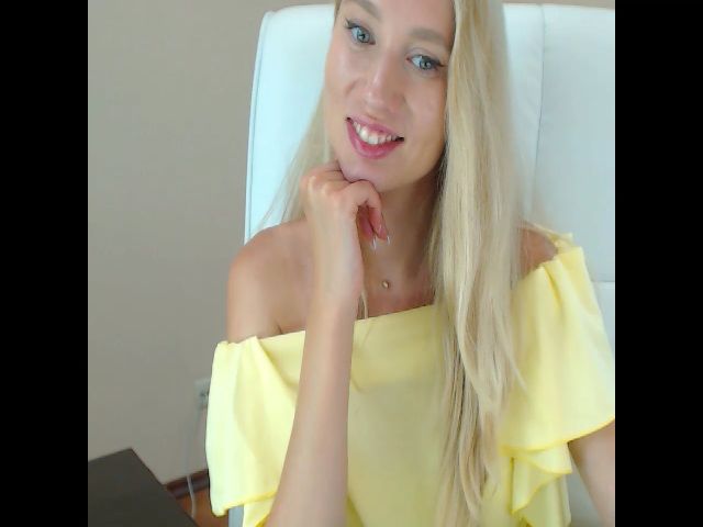 Live sex webcam photo for Miss_Sylvia #253104464