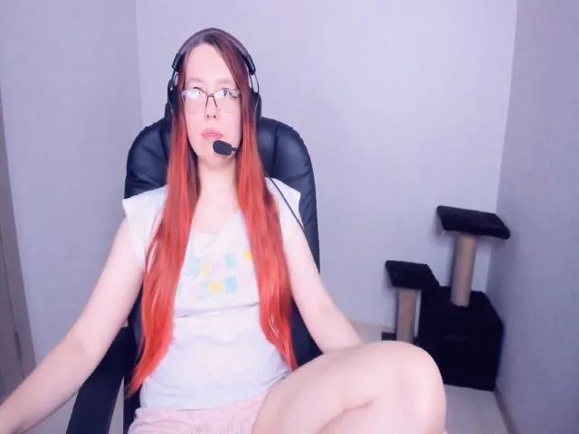 Live sex webcam photo for VictoriaRom #258533300