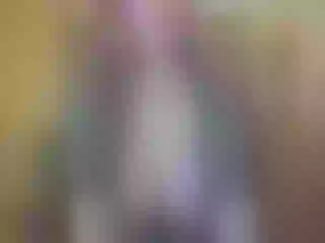 Live sex webcam photo for Lizzybabie #258378284