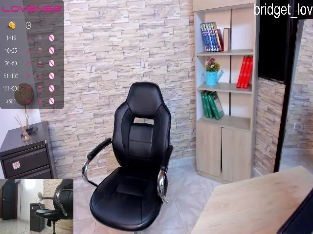 Live sex webcam photo for Bridget_love #255974526