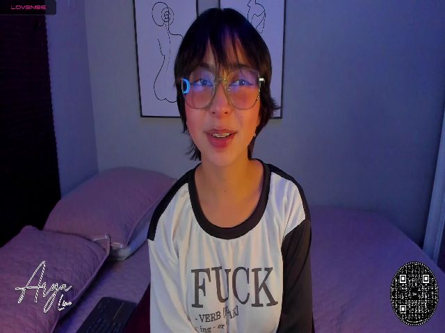 Live sex webcam photo for Arya_Line #254694374