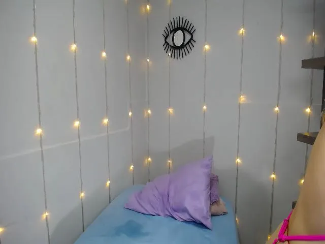 Live sex webcam photo for ETHANJARA #260904333