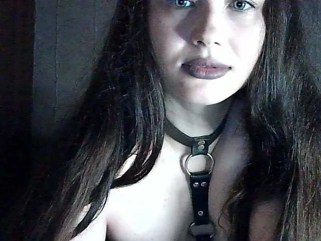 Live sex webcam photo for LilithDemon66 #250159388