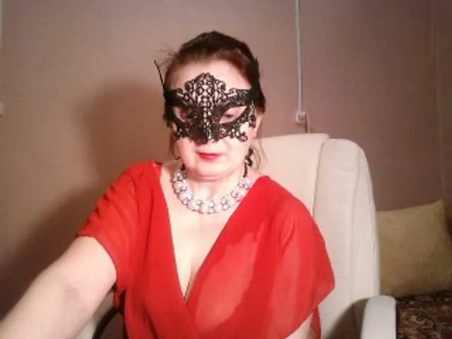 Live sex webcam photo for leeloofire #241149697