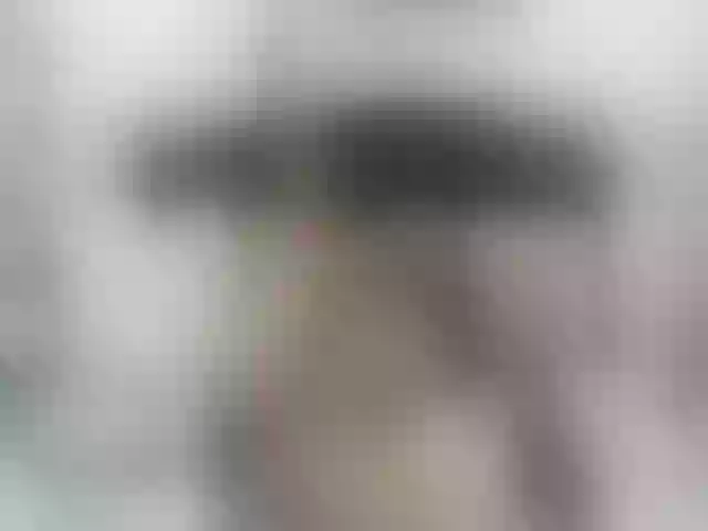 Live sex webcam photo for LeaQueen #241084491