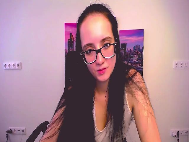 Live sex webcam photo for RebekaJo #263039257