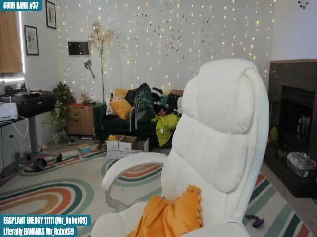 Live sex webcam photo for HempleyJones #262748815
