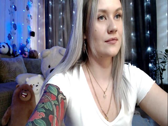 Live sex webcam photo for RoomOfBears #254777629