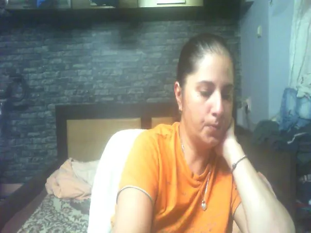 Live sex webcam photo for MGabrielle #259200494