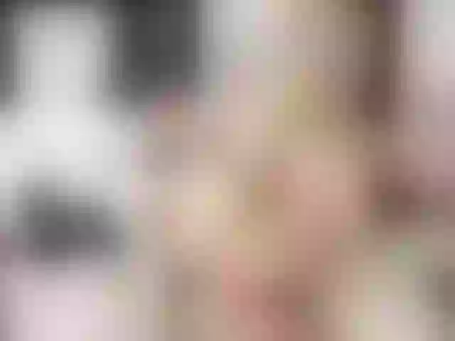 Live sex webcam photo for Elliza717 #260283554