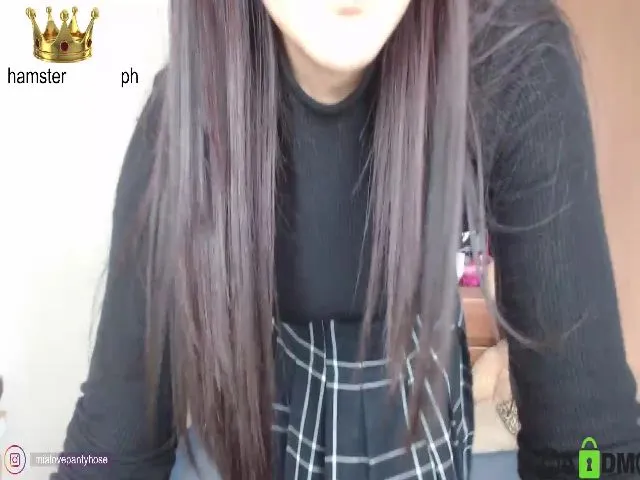 Live sex webcam photo for Miahot21 #256011915