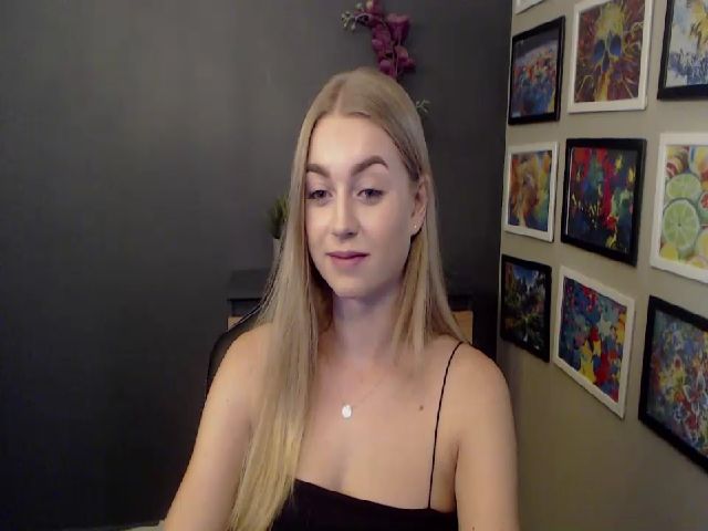 Live sex webcam photo for LUSTerica #255923653