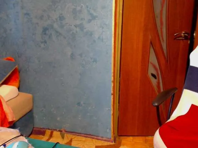 Live sex webcam photo for milo4ka77 #241401787