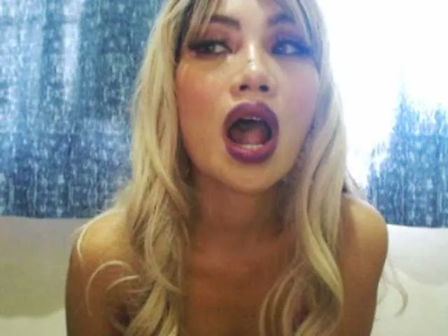 Live sex webcam photo for Zarenah #243281900