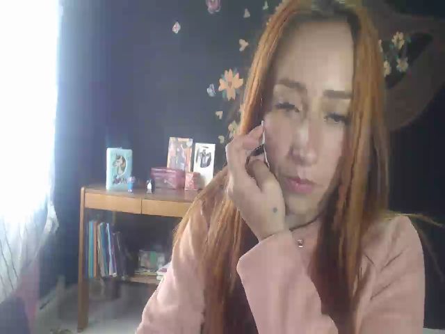 Live sex webcam photo for Scarlet_tatto #260183242