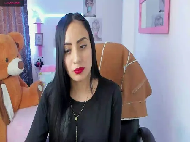 Live sex webcam photo for Paulina2700 #256970103