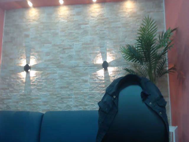 Live sex webcam photo for Saray22xx #260286878