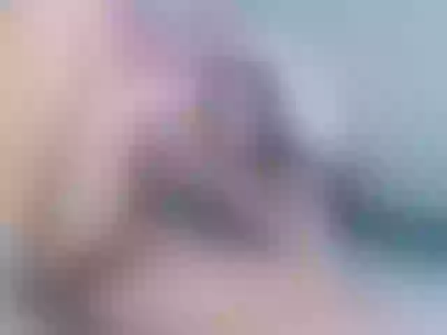 Live sex webcam photo for lizzarobert #262223700