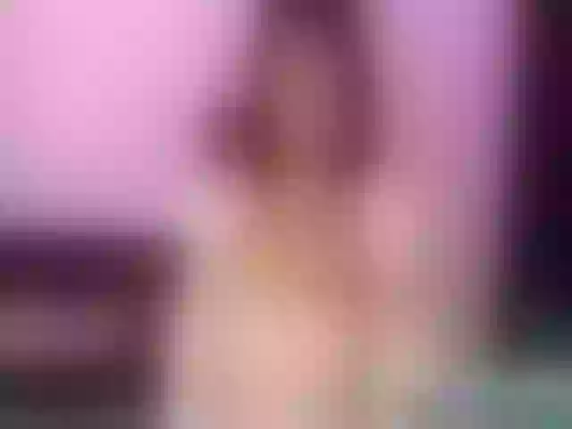 Live sex webcam photo for MaiiAngel #252731211