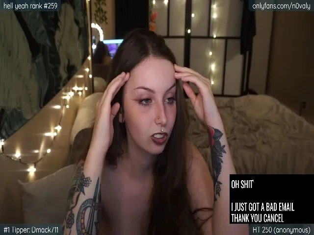 Live sex webcam photo for n0valy #260410216